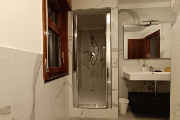 gallery (2)